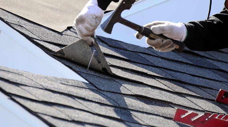 Professional gutter cleaning in Vassalboro, ME